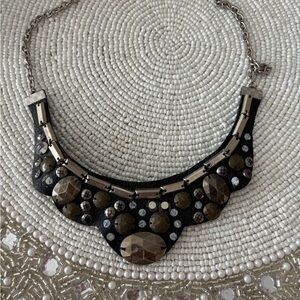 VINTAGE DAISY 🌼 Fuentes Faux leather, beaded and studded Collar Necklace